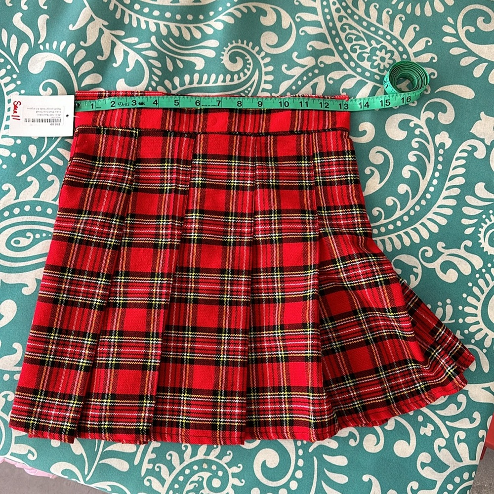 Red Plaid Skirt High Waist-Multiple Sizes - Picture 2 of 4